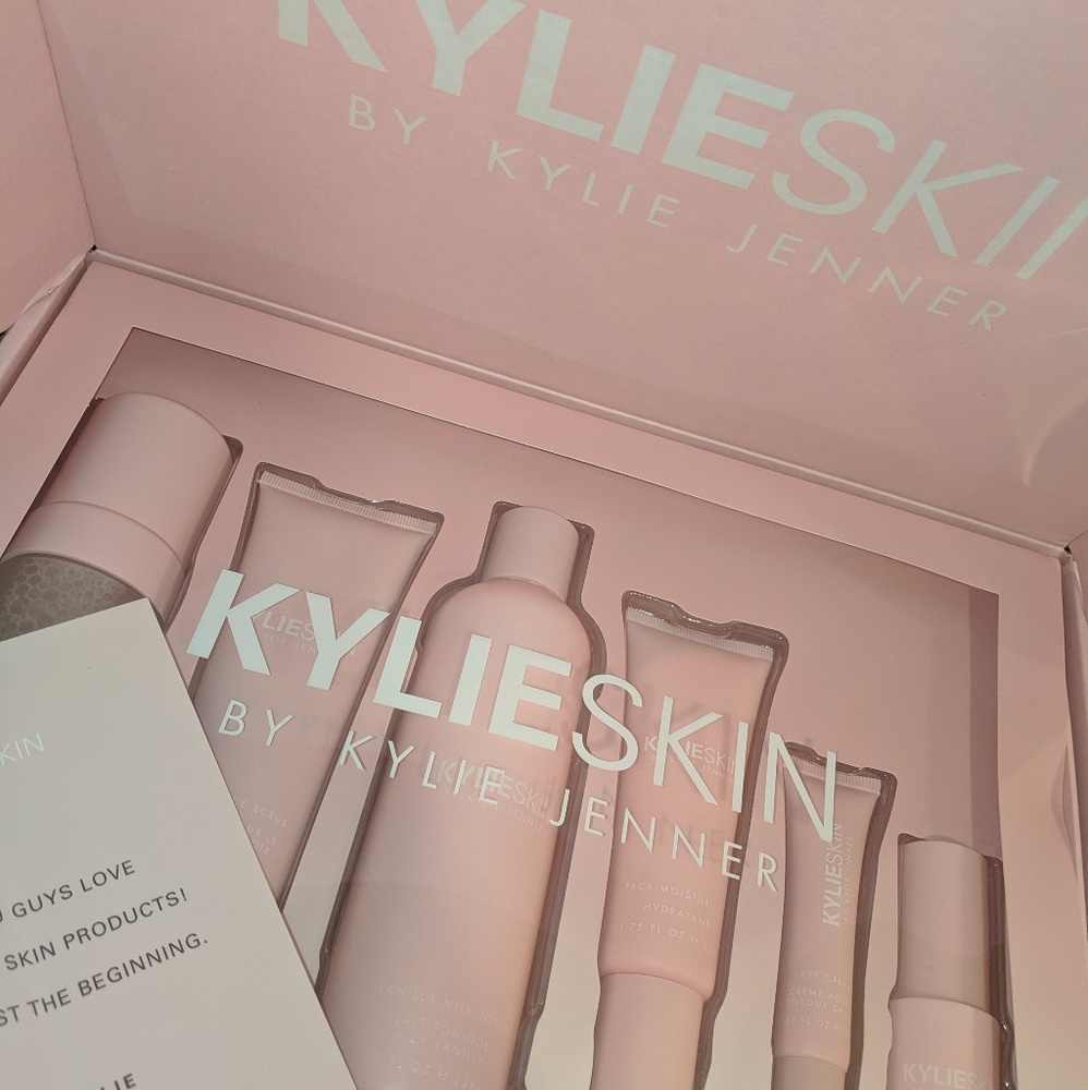 Kylie Skin full set!